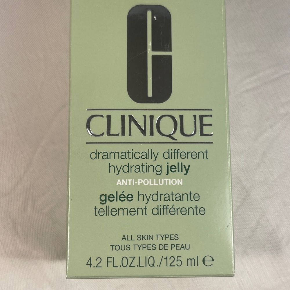 Clinique Dramatically Different Hydrating Jelly 4.2 oz 125 ml NEW IN BOX - Picture 3 of 9